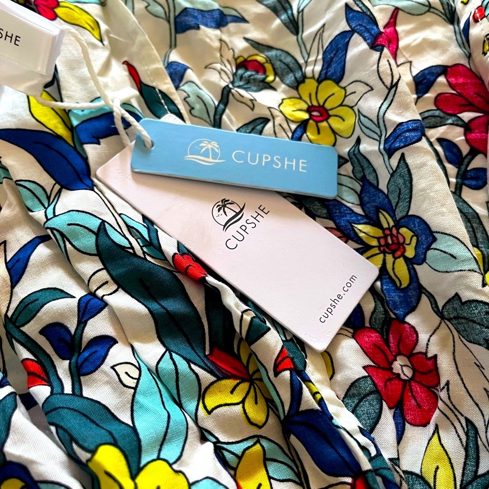 ☀️👙CUPSHE BEAUTIFUL FLORAL KIMONO BEACH/POOL COVER UP. NWT. BREATHABLE FABRIC☀️ - Picture 10 of 11